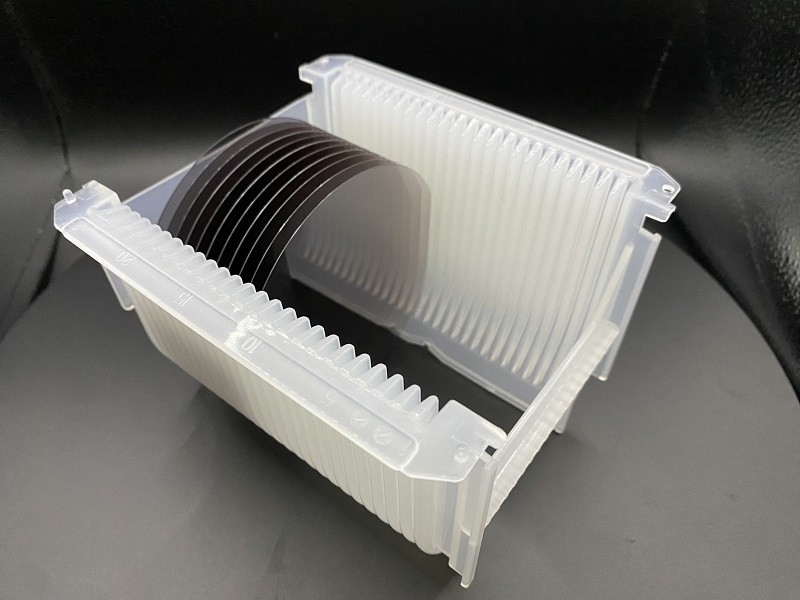 4 ιντσών Lithium Niobate Wafer με εξατομικευμένη προσανατολισμό κόψιμο για διάφορα σχέδια